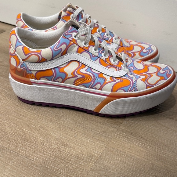 Vans Old Skool Stacked UV Activated Peace Sign Platform Sneakers - Picture 7 of 7